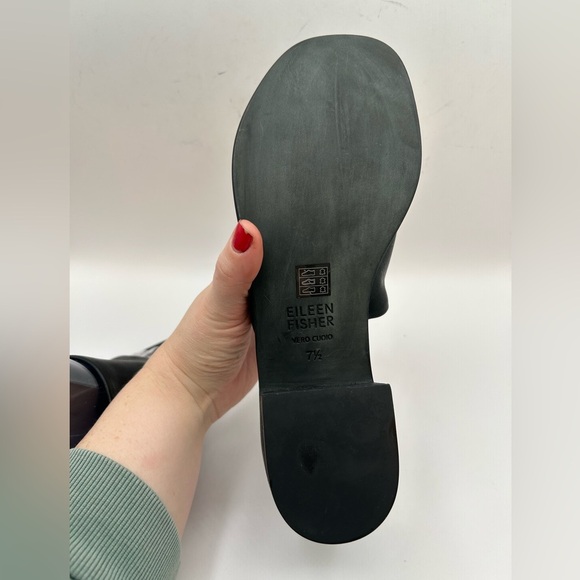 NEW EILEEN FISHER Airy Leather Slide, slip on Thong 
stacked Heel black SZ 7.5 - Picture 11 of 11